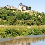 Les De Sainte-suzanne Sainte-Suzanne (Mayenne)