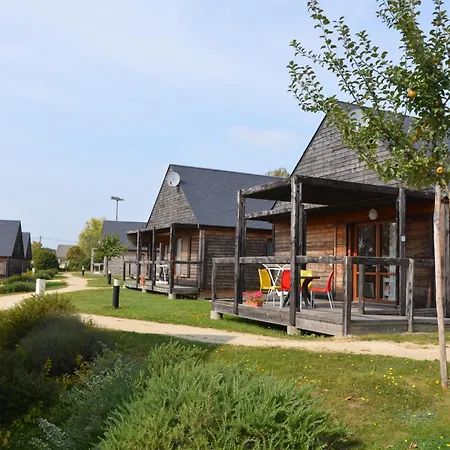 Les De Sainte-suzanne 3*