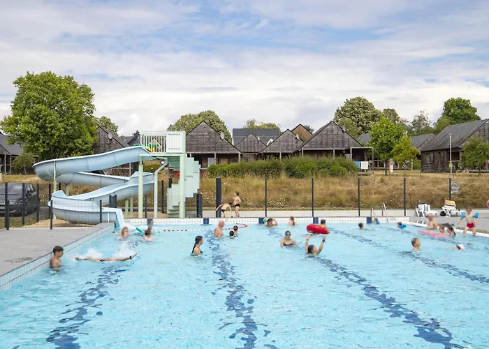 Les De Sainte-suzanne 3*